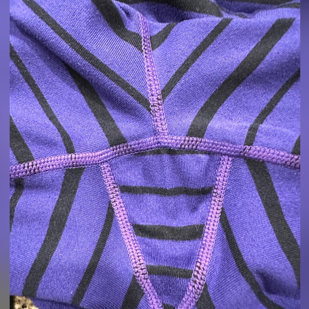 Athleta Purple Black Stripe Chaturanga Capri Leggings Running Tights medium - Picture 7 of 7